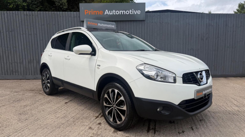 2011 Nissan Qashqai 1.5 Dci N-Tec 2WD Euro 5 5dr in White — image 1