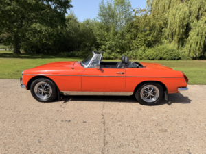 1973 MG Mgb 1.8 Roadster. in Orange — image 3
