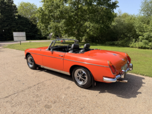 1973 MG Mgb 1.8 Roadster. in Orange — image 4
