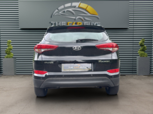 2017 Hyundai Tucson 1.7 Tucson Se Nav 1.7 D 116ps Bd +fss in Black — image 6