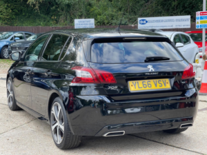 2017 Peugeot 308 2.0 Bluehdi Gt Eat Euro 6 (s/s) 5dr in Black — image 4