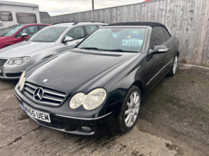2005 Mercedes-Benz Clk 1.8 Clk200 Kompressor Avantgarde in Black — image 3