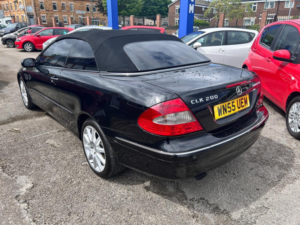 2005 Mercedes-Benz Clk 1.8 Clk200 Kompressor Avantgarde in Black — image 4