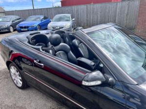 2005 Mercedes-Benz Clk 1.8 Clk200 Kompressor Avantgarde in Black — image 6