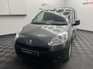 2015 Peugeot Partner 1.6 Ehdi 850 Professional L1 (s/s) 4dr in Grey — image 6