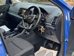 2020 Skoda Karoq 1.6 Karoq Se Technology Tdi Semi-Auto 5dr in Blue — image 3