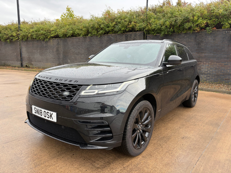 2018 Land Rover Range Rover Velar 2.0 D240 R-Dynamic S SUV 5dr Diesel Auto 4WD Euro 6 (s/s) (240 Ps) in Black — image 1