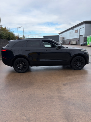 2018 Land Rover Range Rover Velar 2.0 D240 R-Dynamic S SUV 5dr Diesel Auto 4WD Euro 6 (s/s) (240 Ps) in Black — image 6