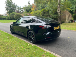 2019 Tesla Model 3 (dual Motor) Performance in Black — image 4