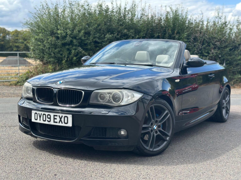 2009 BMW 1 Series 3.0 125i M Sport Steptronic Euro 4 2dr in Black — image 1