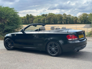 2009 BMW 1 Series 3.0 125i M Sport Steptronic Euro 4 2dr in Black — image 6