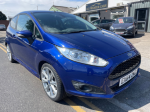 2014 Ford Fiesta 1.6 Tdci Zetec S Hatchback 3dr Diesel Manual Euro 5 (95 Ps) in Blue — image 2