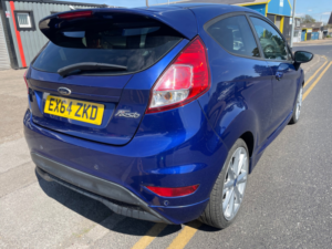 2014 Ford Fiesta 1.6 Tdci Zetec S Hatchback 3dr Diesel Manual Euro 5 (95 Ps) in Blue — image 4
