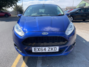 2014 Ford Fiesta 1.6 Tdci Zetec S Hatchback 3dr Diesel Manual Euro 5 (95 Ps) in Blue — image 5