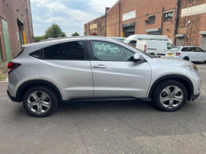 2016 Honda Hr-V 1.5 I-Vtec Ex in Silver — image 4