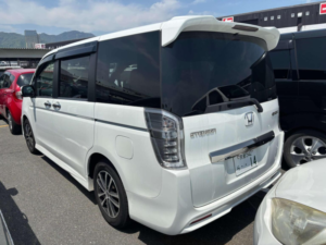 2013 Honda Stepwagon 2.0 Spada Z Cool Spirit 5dr 7 Seats in White — image 3