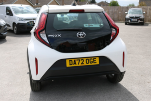 2022 Toyota Aygo X 1.0 Vvt-I Pure in White — image 5