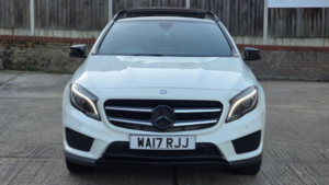 2017 Mercedes-Benz Gla 2.1 Gla220d Amg Line (premium Plus) 7g-Dct 4matic Euro 6 (s/s) 5dr in White — image 2