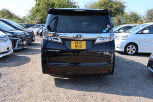 2019 Toyota Vellfire 2.5 X 30 Series 2019 8 Seats in Black — image 5