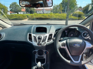 2012 Ford Fiesta 1.4 Edge 3dr in White — image 5