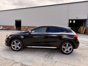 2018 Mercedes-Benz Gla 2.1 Gla200d Amg Line (premium) in Black — image 4