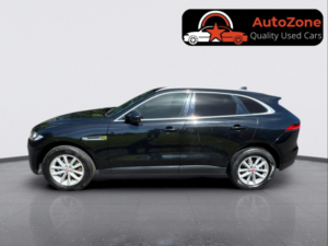 2017 Jaguar F-Pace 2.0 D180 Prestige in Black — image 4