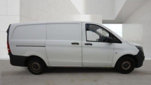 2017 Mercedes-Benz Vito 2.1 114 Cdi Bluetec Rwd L2 Euro 6 6dr in White — image 2