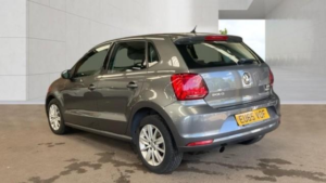 2015 Volkswagen Polo 1.2 Tsi Bluemotion Tech Se in Grey — image 3