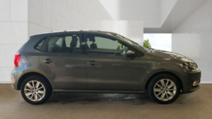 2015 Volkswagen Polo 1.2 Tsi Bluemotion Tech Se in Grey — image 5
