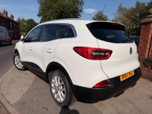 2017 Renault Kadjar 1.2 Tce Dynamique Nav Edc Euro 6 (s/s) 5dr in White — image 6
