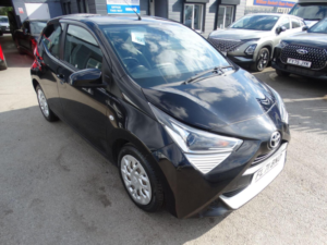 2021 Toyota Aygo 1.0 Vvt-I X-Play Euro 6 (s/s) 5dr in Black — image 3