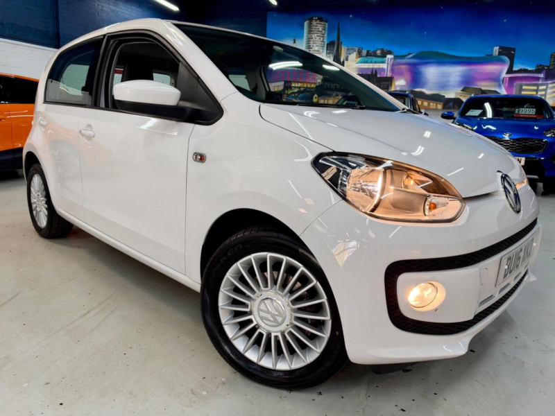 2016 Volkswagen Up! 1.0 High Up! Euro 6 5dr in White — image 1