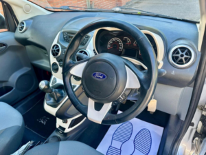 2010 Ford Ka 1.2 Zetec Euro 4 3dr in Silver — image 5