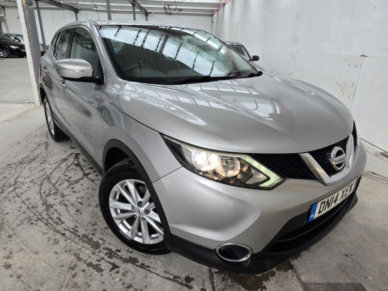 2014 Nissan Qashqai 1.5 Dci Acenta in Silver — image 1