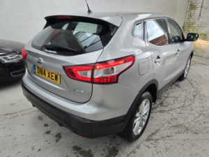 2014 Nissan Qashqai 1.5 Dci Acenta in Silver — image 5