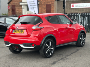 2017 Nissan Juke 1.2 Dig-T Tekna SUV 5dr Petrol Manual Euro 6 (s/s) (115 Ps) in Red — image 4