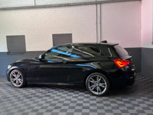 2017 BMW 1 Series 3.0 M140i Hatchback 3dr Petrol Manual Euro 6 (s/s) (340 Ps) in Black — image 5