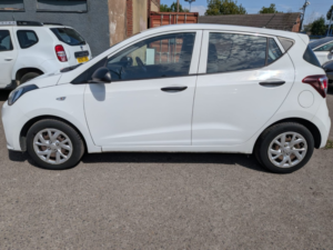 2017 Hyundai I10 1.0 I10 S 1.0 17my in White — image 6