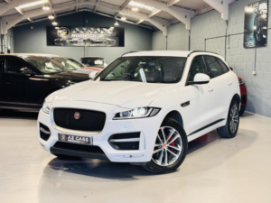 2016 Jaguar F-Pace 2.0 D180 R-Sport in White — image 2