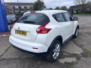 2012 Nissan Juke 1.6 Acenta in White — image 2