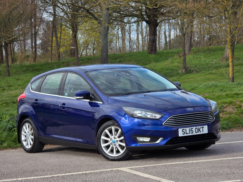 2015 Ford Focus 1.6 Tdci Titanium Euro 5 (s/s) 5dr in Blue — image 1