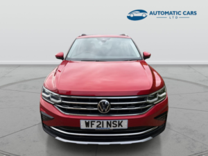2021 Volkswagen Tiguan Elegance Tsi DSG in Red — image 2
