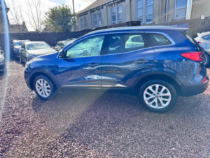 2017 Renault Kadjar 1.5 Dci Dynamique Nav Euro 6 (s/s) 5dr in Blue — image 4