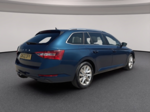 2022 Skoda Superb 2.0 Tdi Se Technology Estate 5dr Diesel DSG Auto Euro 6 in Blue — image 6