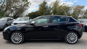 2011 Alfa Romeo Giulietta 1.4 Tb Multiair Veloce Euro 5 (s/s) 5dr in Black — image 5