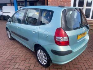 2004 Honda Jazz 1.4 I-Dsi Se CVT-7 5dr in Green — image 4