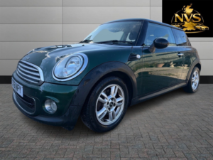 2011 MINI Hatch 1.6 One Hatch in Green — image 3