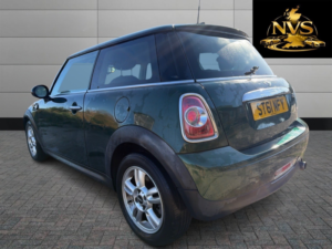 2011 MINI Hatch 1.6 One Hatch in Green — image 5