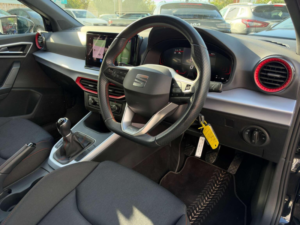 2023 SEAT Arona 1.0 Tsi Fr Euro 6 (s/s) 5dr in Black — image 3