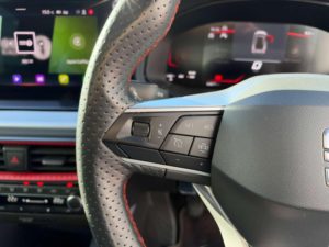 2023 SEAT Arona 1.0 Tsi Fr Euro 6 (s/s) 5dr in Black — image 5